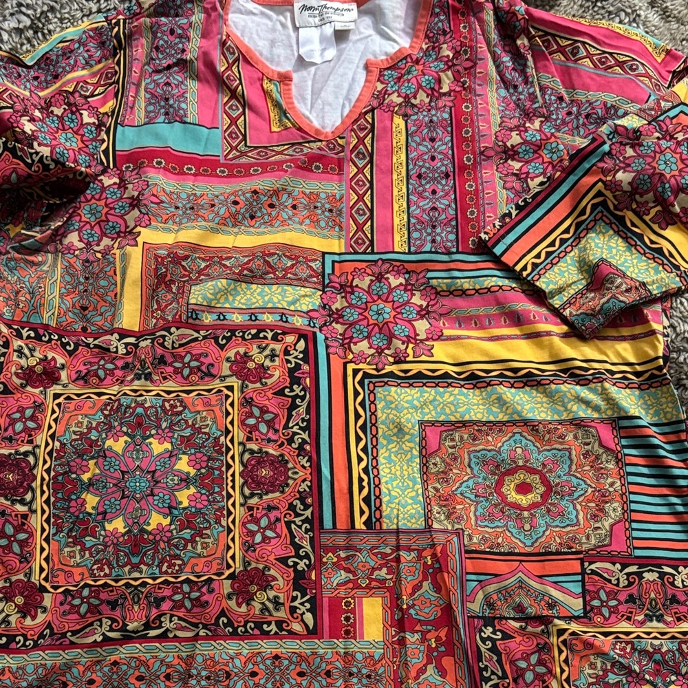 Norm Thompson Coral and White Cotton Top
